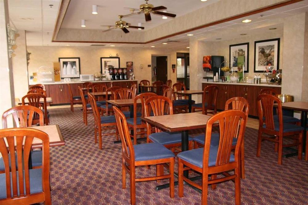 Hampton Inn Абингдън Ресторант снимка