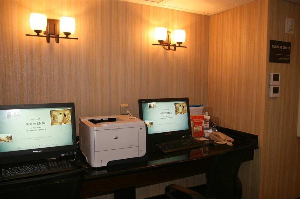 Hampton Inn Абингдън Съоръжения снимка