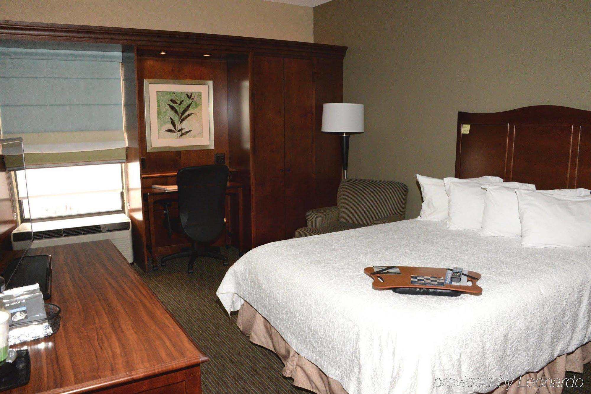 Hampton Inn Абингдън Екстериор снимка