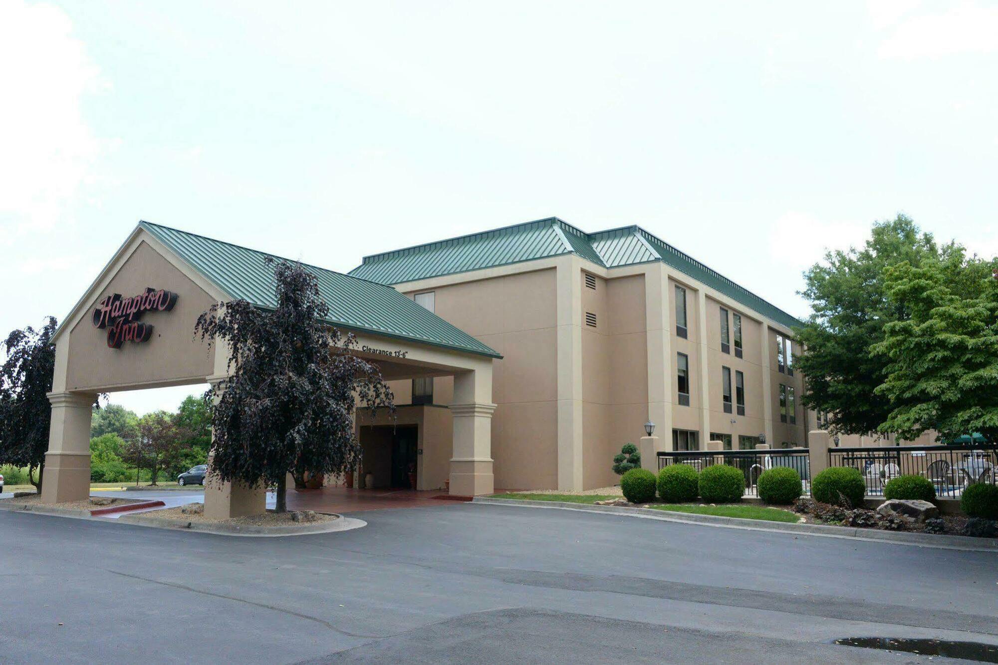 Hampton Inn Абингдън Екстериор снимка